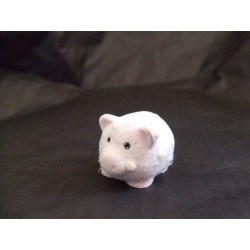 1-petit-cochon-rose-a-pois-jaune-pale