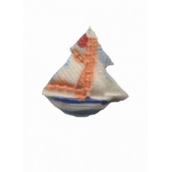 1-petit-voilier-bleu-et-orange-en-resine