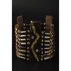 bracelet-d-indien-en-perles-de-bois-et-sequins-dores