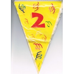 guirlande-chiffre-2-fanions-drapeaux-triangulaires-sur-6-m