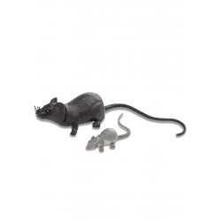 Un petit rat gris et un rat noir en plastique ressemblent aussi à des souris Halloween