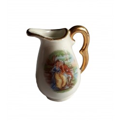 Figurine miniature taraillette en céramique porcelaine blanche et or pichet broc
