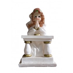 Figurine de communiante à genoux priant